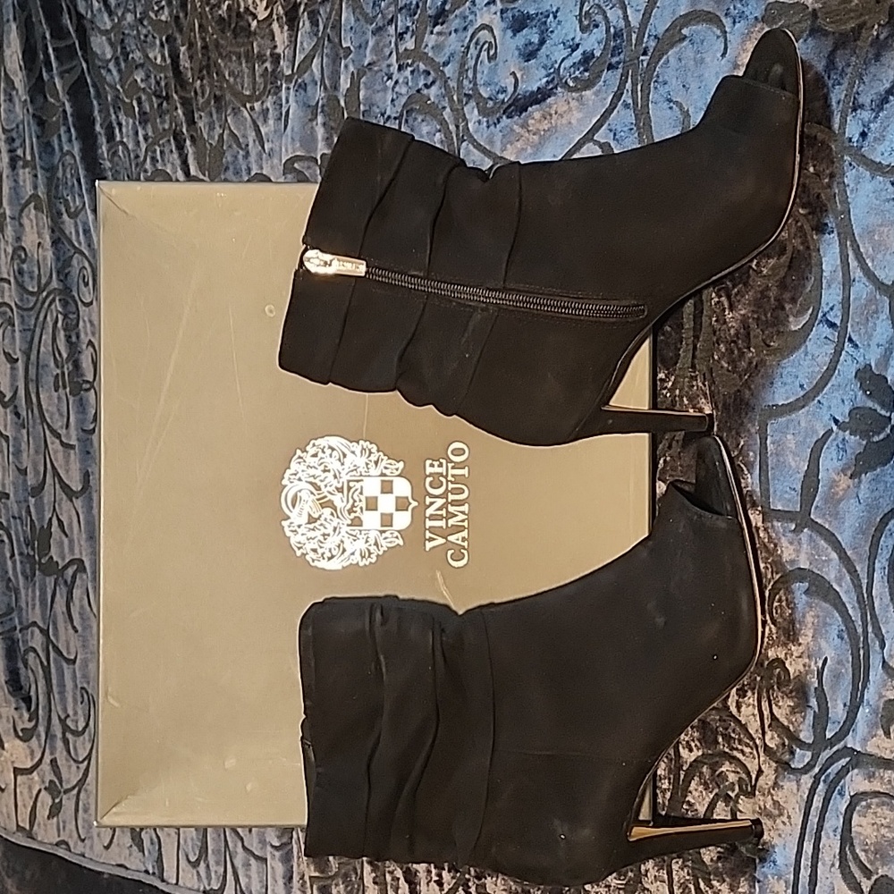 Vince Camuto heels